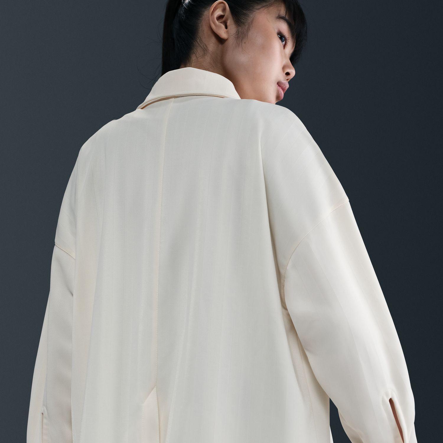  NIKE W OVERSIZED JACQUARD STRIPED BUTTON DOWN SHIRT画像3