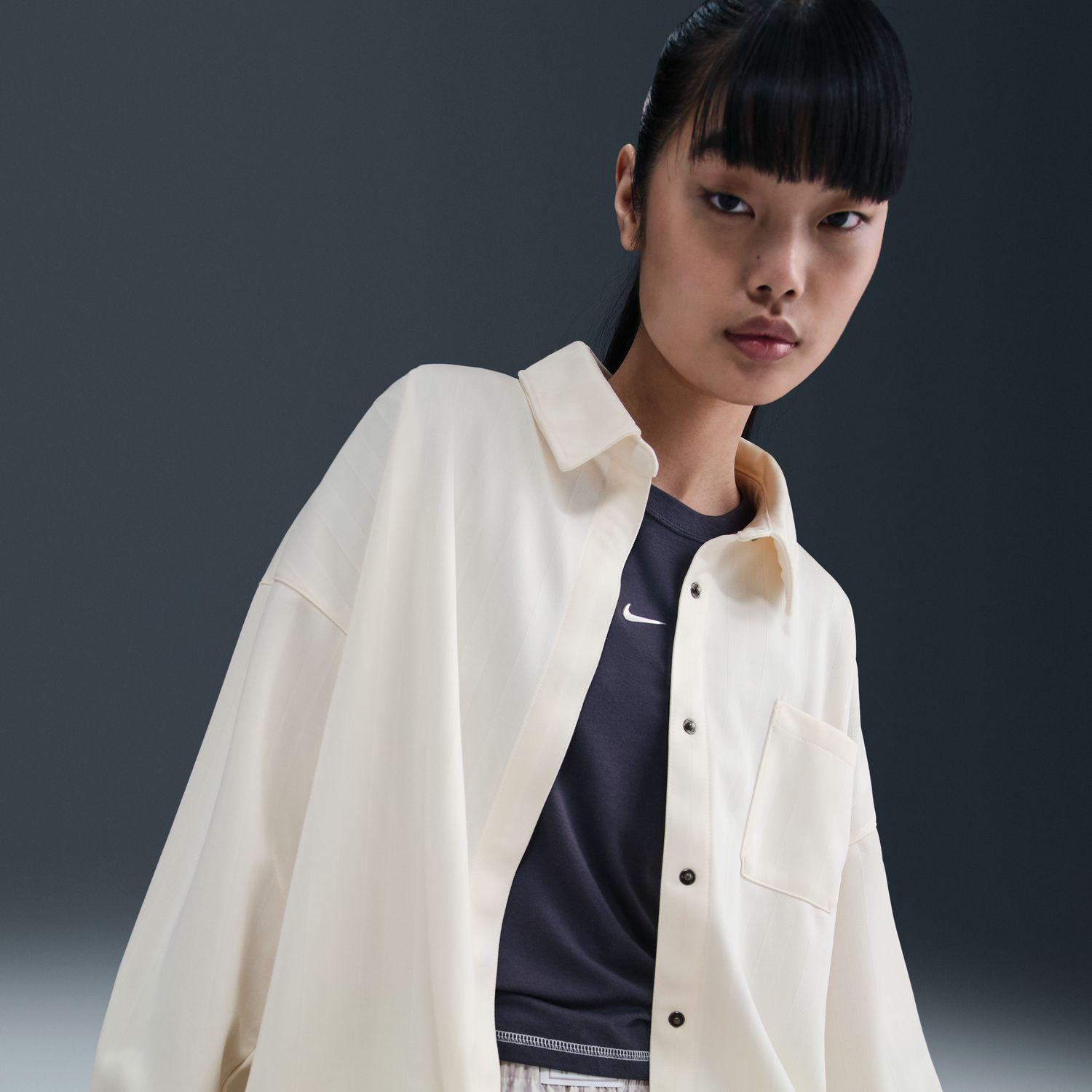  NIKE W OVERSIZED JACQUARD STRIPED BUTTON DOWN SHIRT画像2