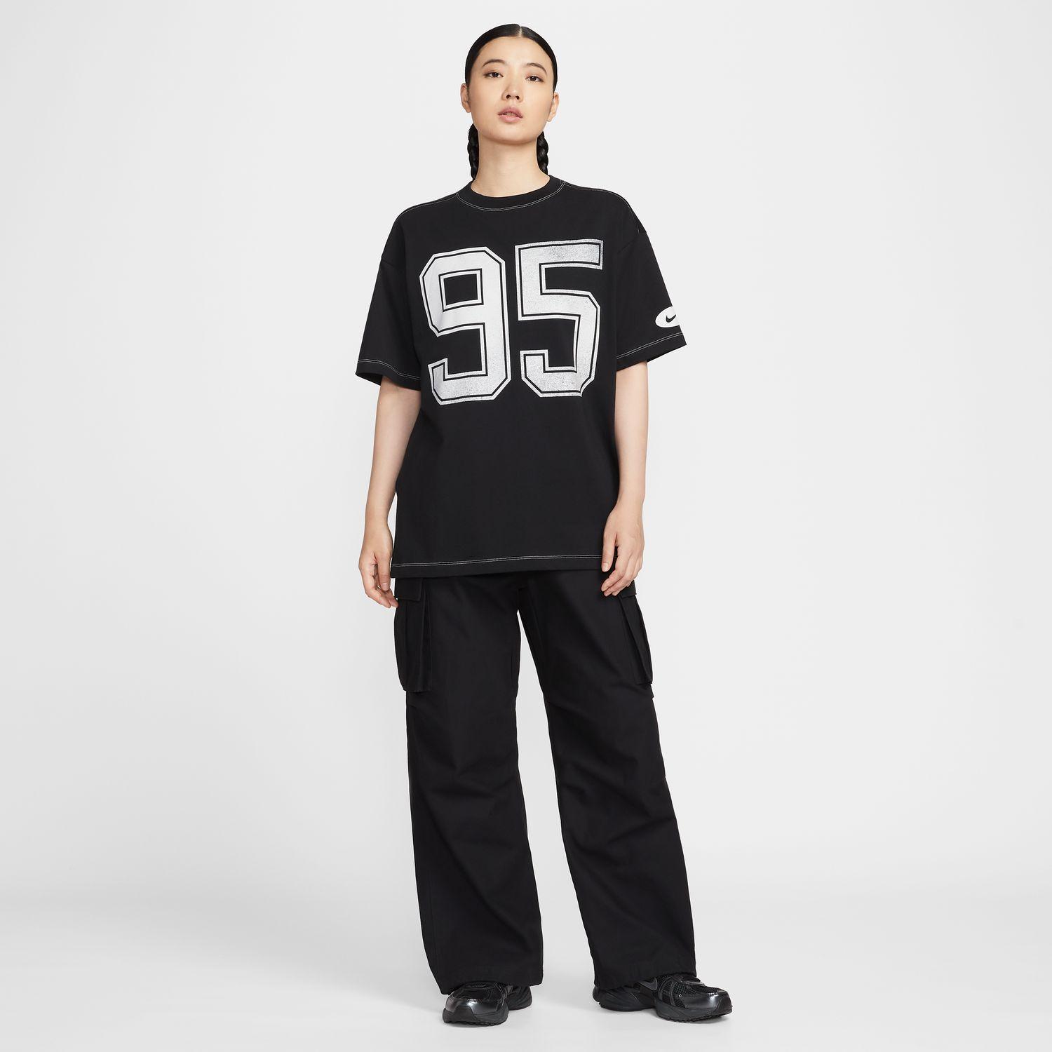 Nikeナイキ美品 オリーブグリーン Tシャツ ショートパンツ セットLサイズ Nikeナイキ美品 オリーブグリーン Tシャツ ショートパンツ