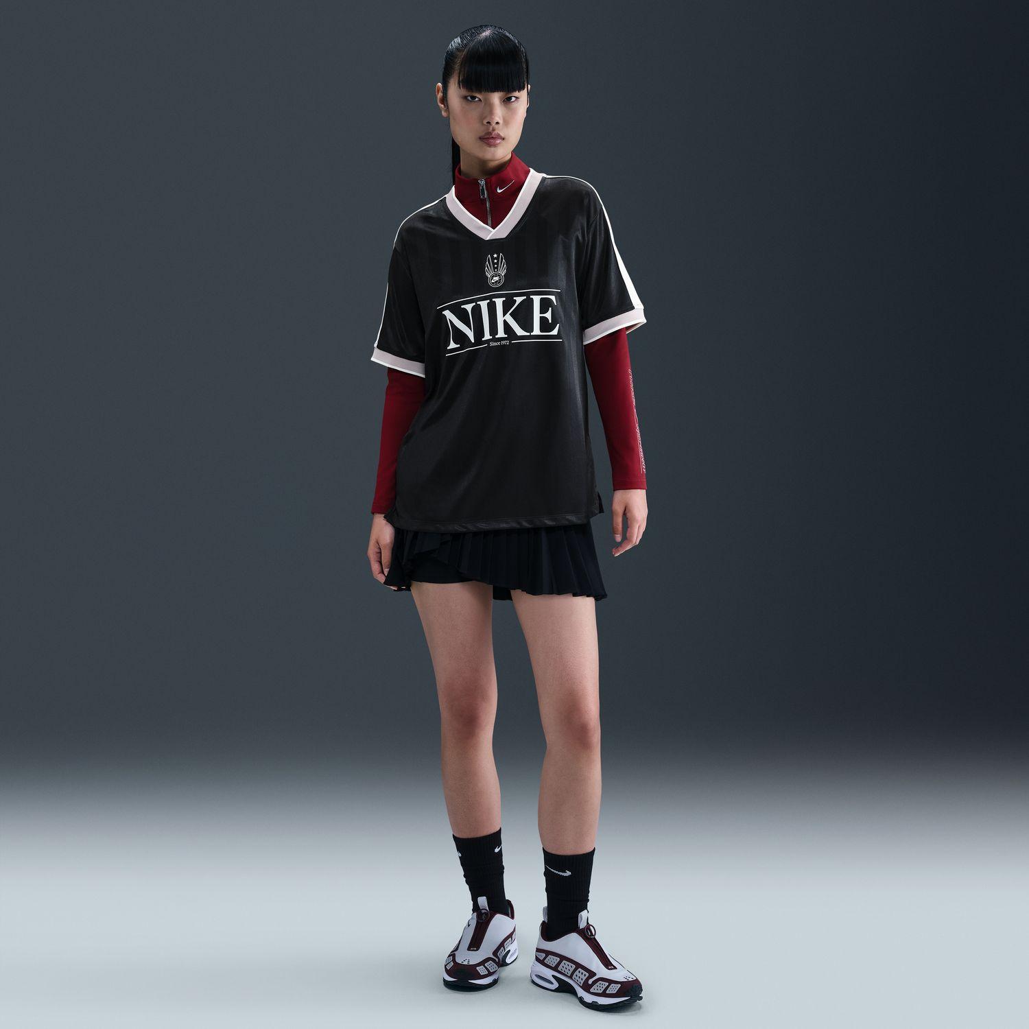 NIKE - うーちゃん様　☆新品☆ Nikeナイキ スコートXS、長袖トップス NIKE コート アウター 「NIKEアパレル」ナイキ YTHNSWLBRクラブ