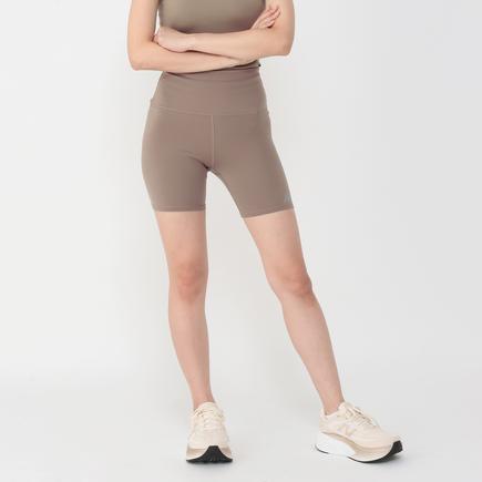 New Balance ハーモニーハイライズショーツ 6インチ