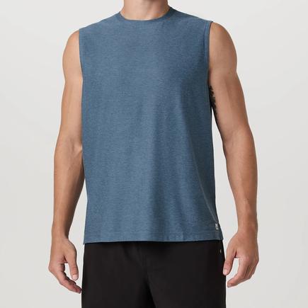 vuori ストラトマッスルティー