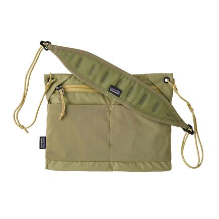 patagonia テラヴィアサコッシュ 3L