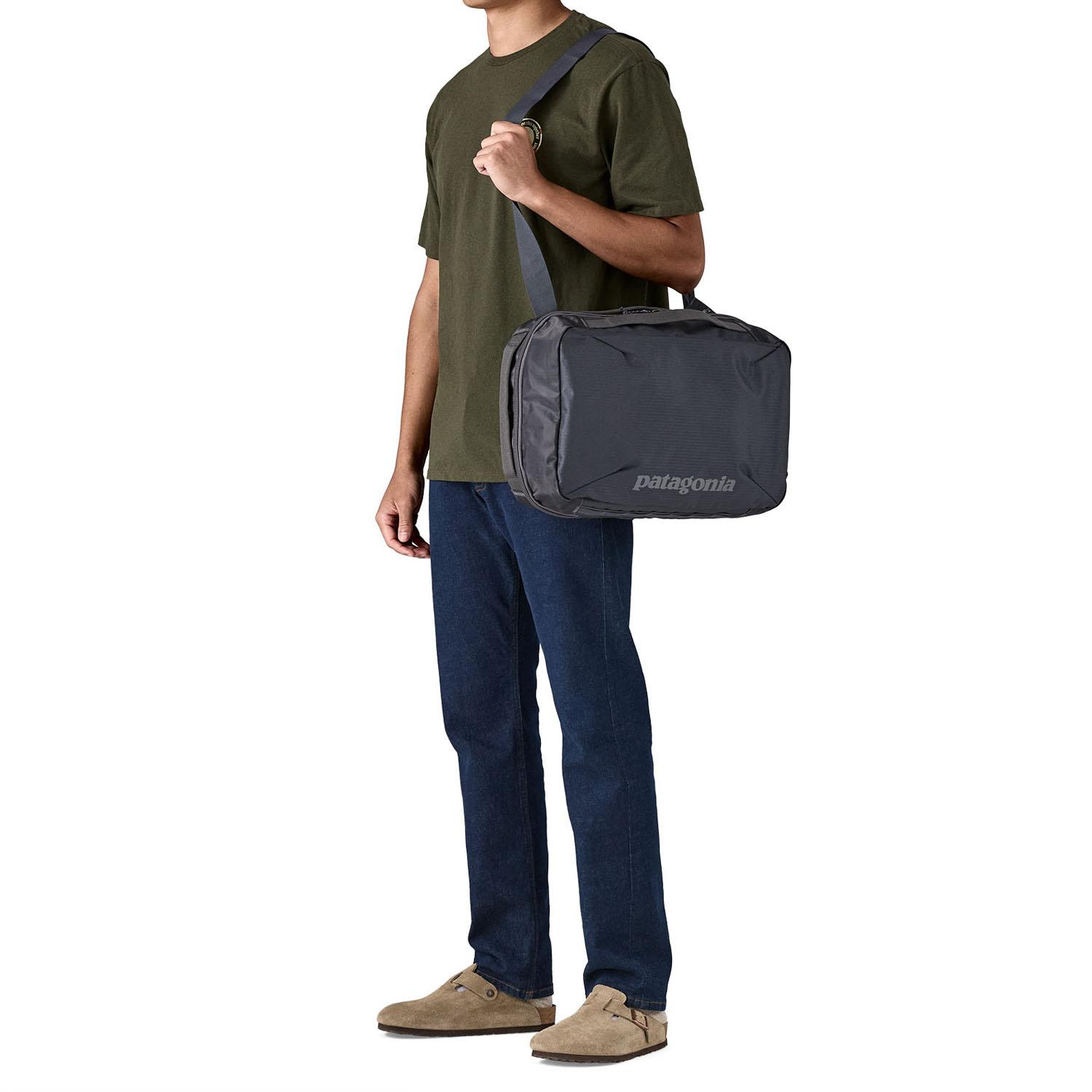 【新品】Patagonia ブラック ブリーフケース 22L patagonia PATAGONIA Black Hole Micro MLC 22L｜OSHMAN'S ONLINE 公式通販