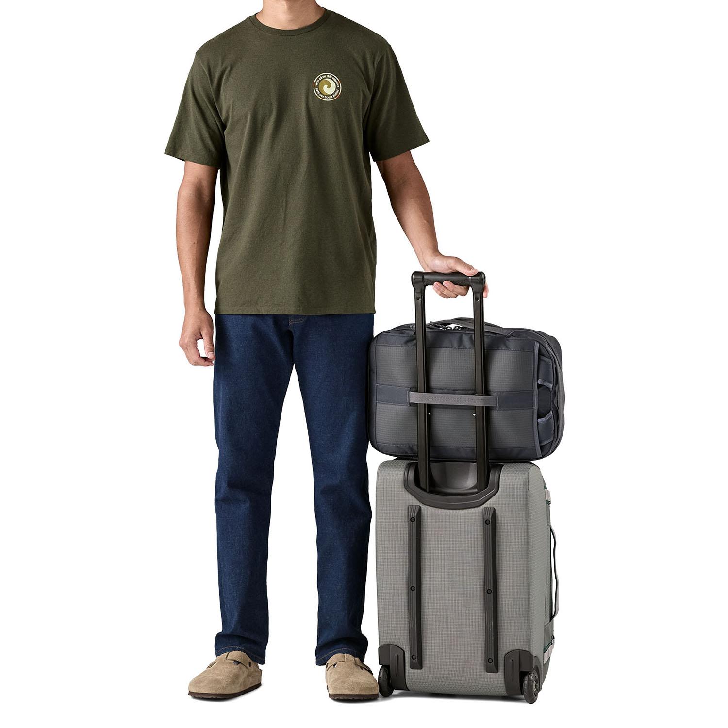 patagonia PATAGONIA Black Hole Micro MLC 22L｜OSHMAN'S ONLINE 公式通販