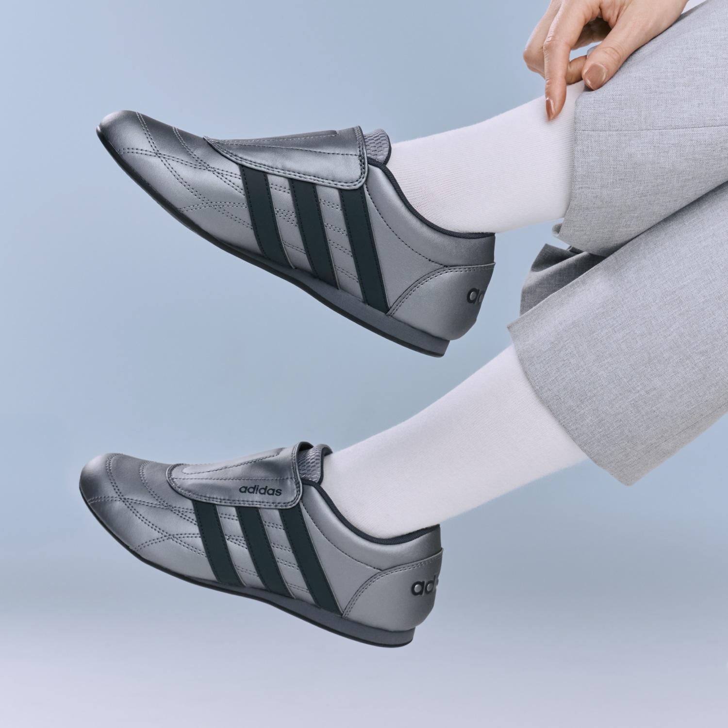 レディース 【ADIDAS】 アディダス TEKWEN テクウェン IH1550 IRON