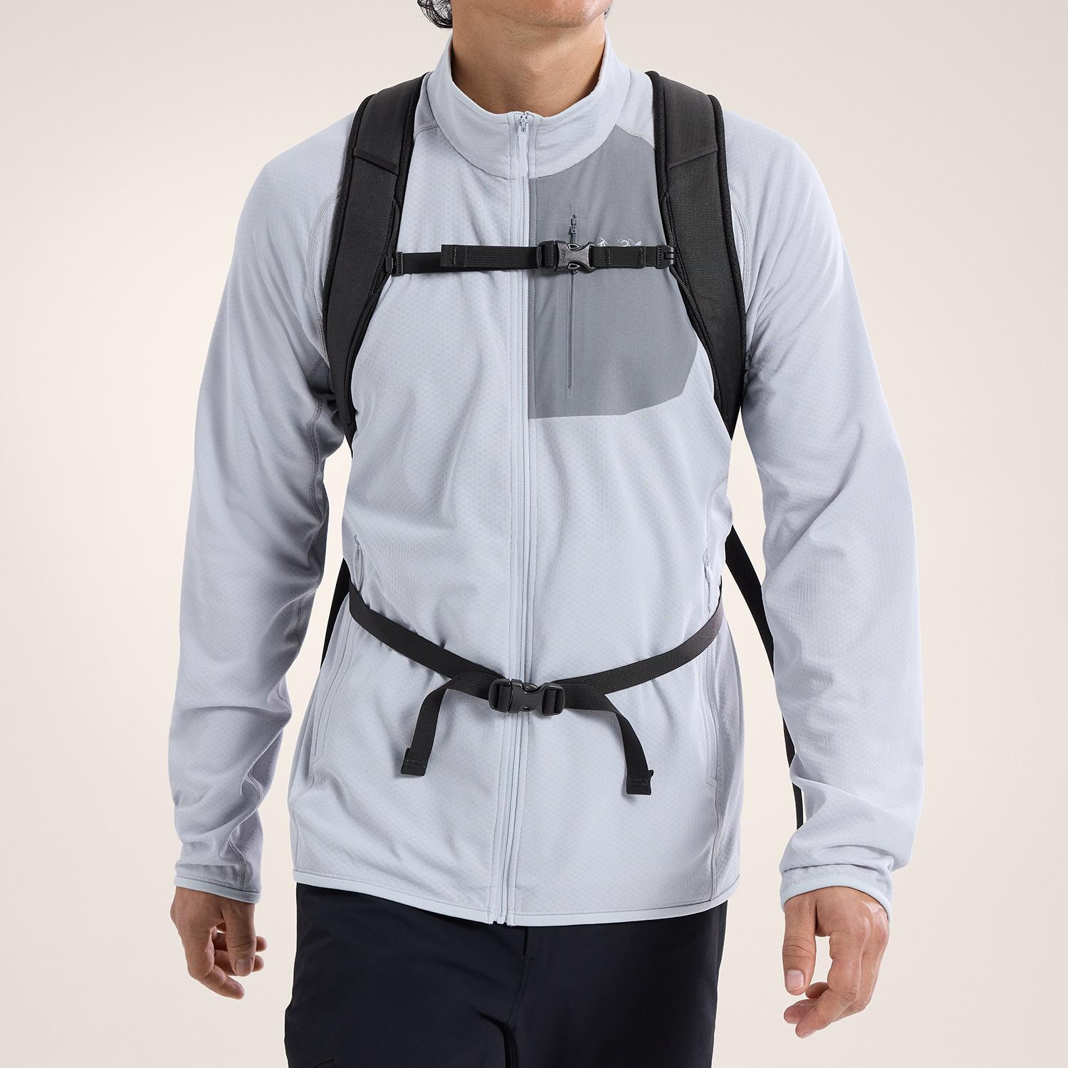 ARC'TERYX ARC'TERYX Mantis 26 Backpack｜OSHMAN'S ONLINE 公式通販