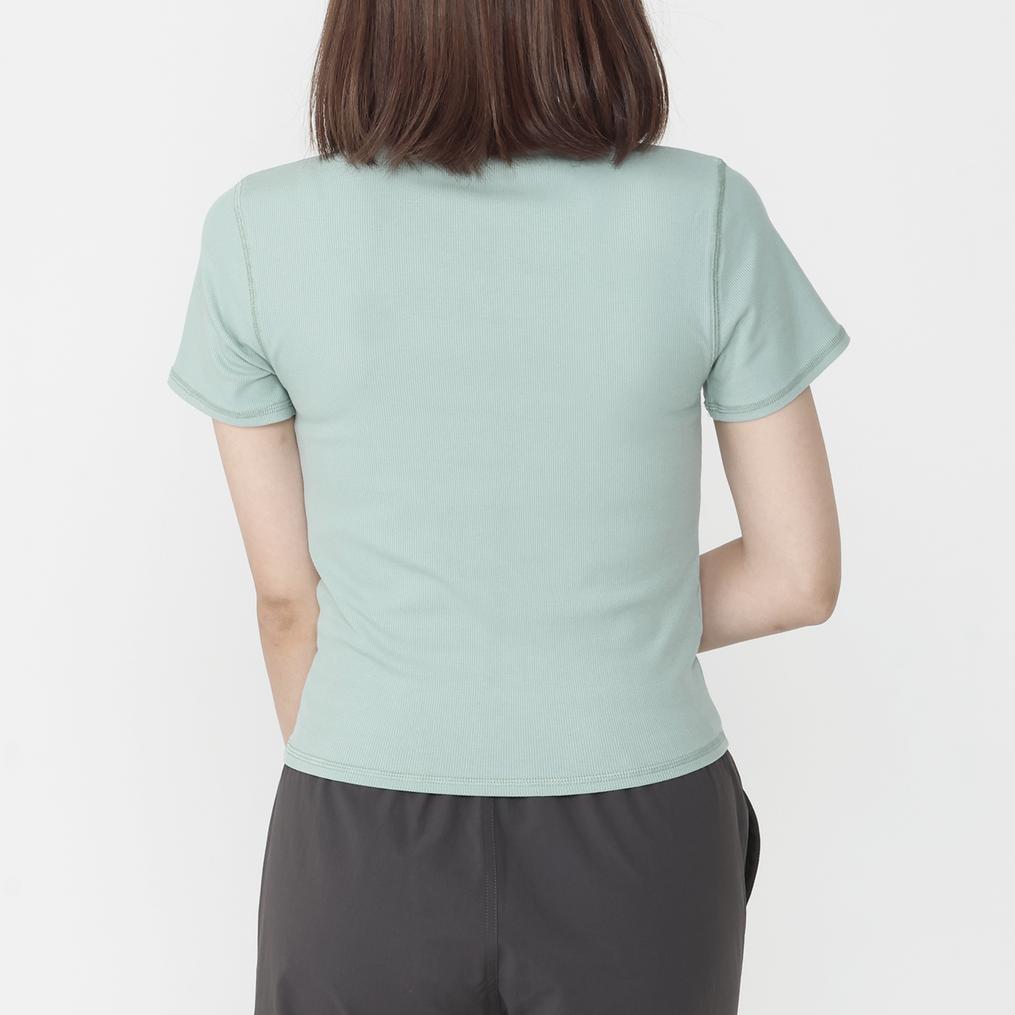 モデル：161cm / 着用サイズ：S vuori VUORI Pose Fitted Tee画像3