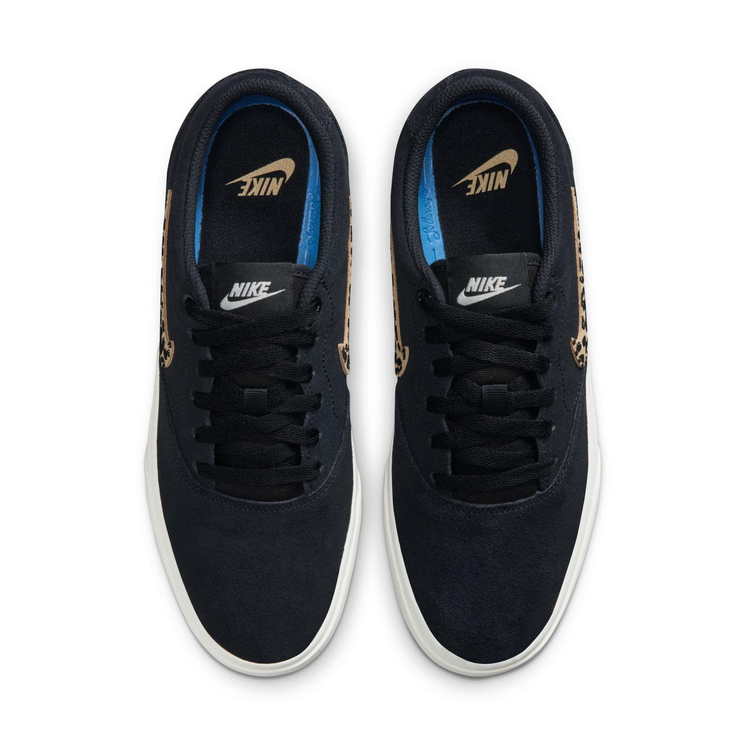 NIKE】 ナイキ W CHARGE SUEDE SE ウィメンズ チャージ スエード