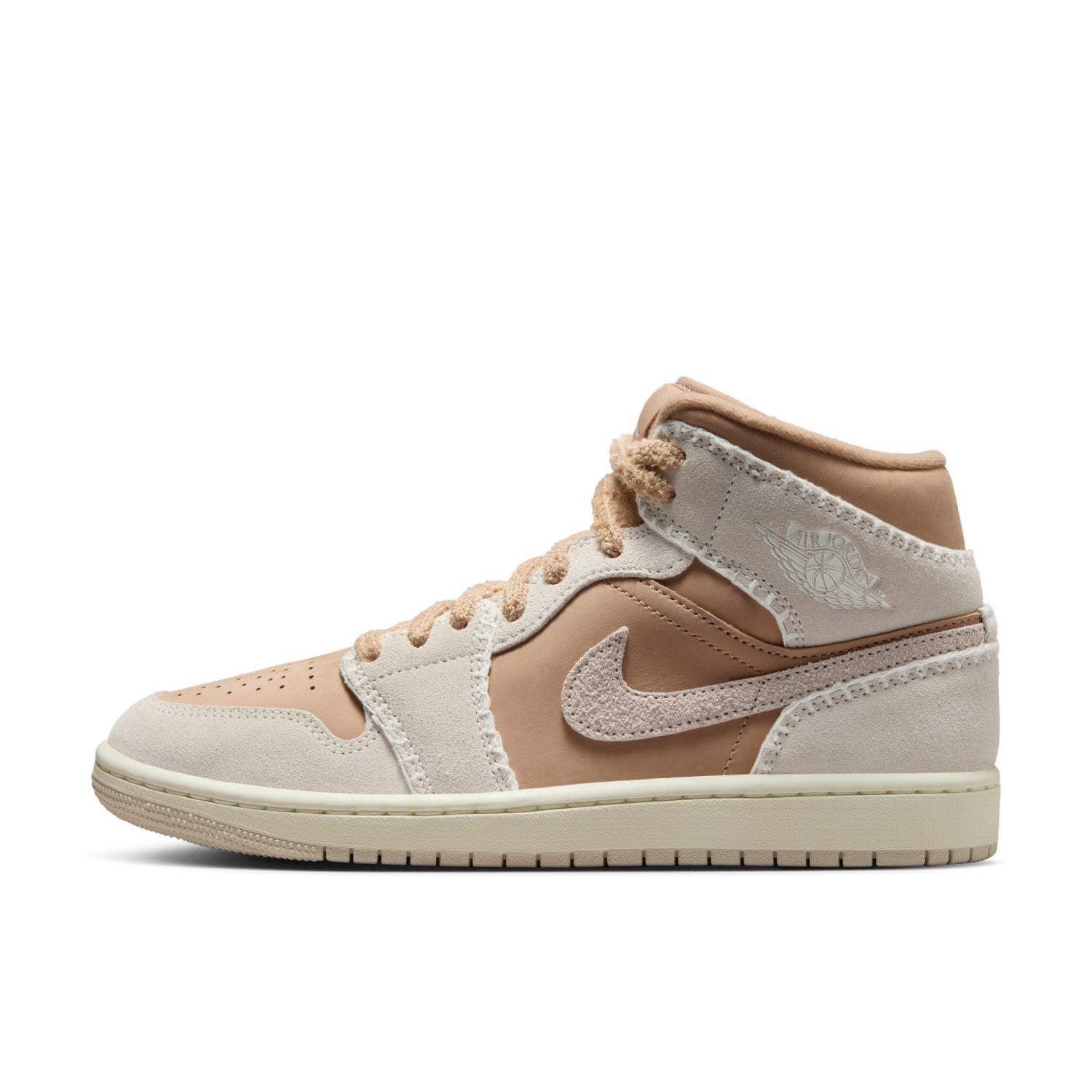  JORDAN BRAND W AIR JORDAN 1 MID SE画像1
