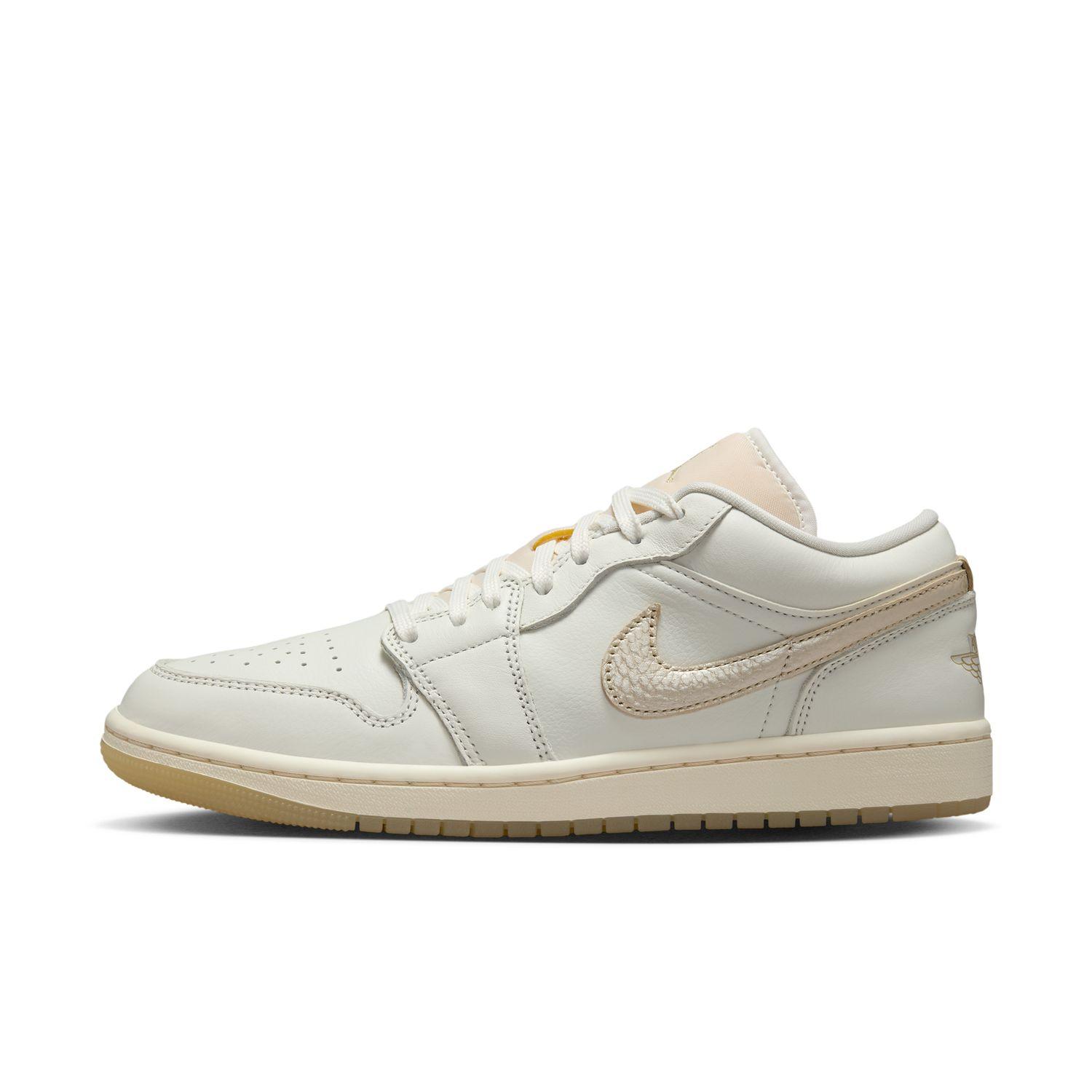 AIR JORDAN 1 LOW｜ABC-MART GRAND STAGE【公式通販】