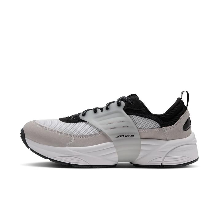 NIKE �g�����i�[ O/S 013BLACK/WHITE