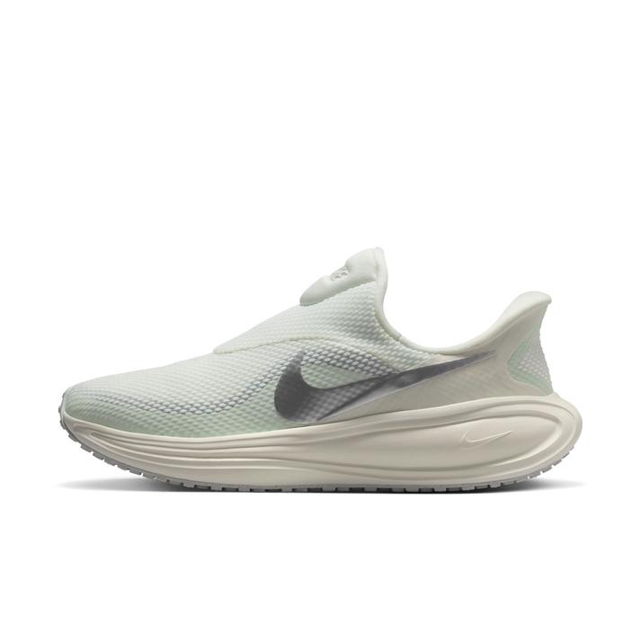NIKE �E�B�����Y ���{�����[�V���� 8 �C�[�W�[�I�� 103SAIL/M SILV