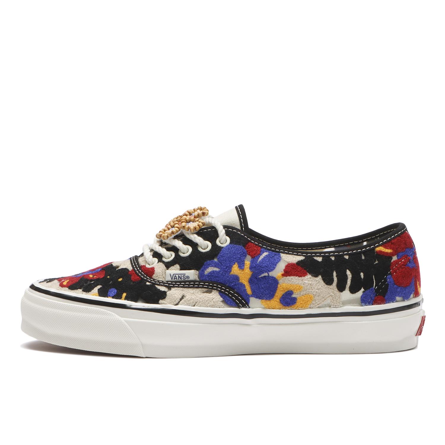  VANS PREMIUM AUTHENTIC 44 NEEDLEWORK画像1
