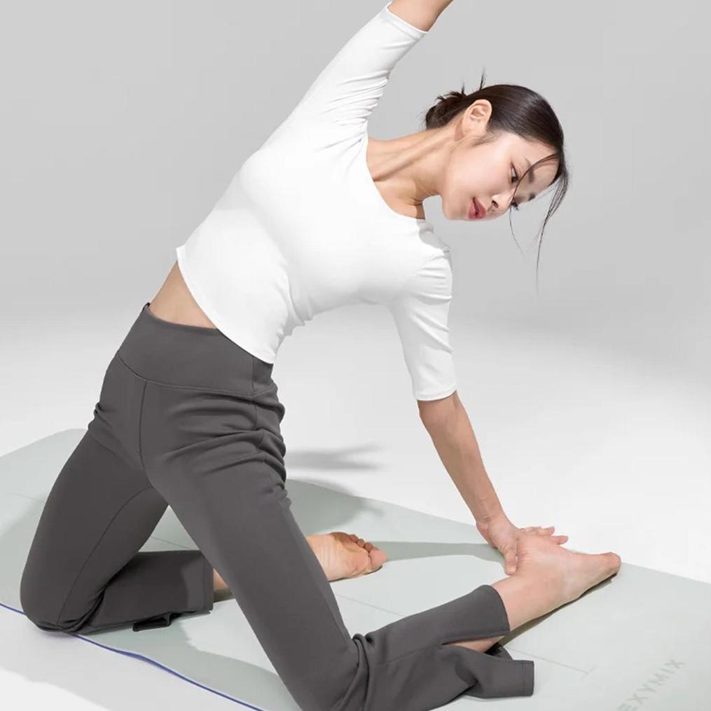  XEXYMIX XEXYMIX Open Back Half Sleeve Bra Top画像7