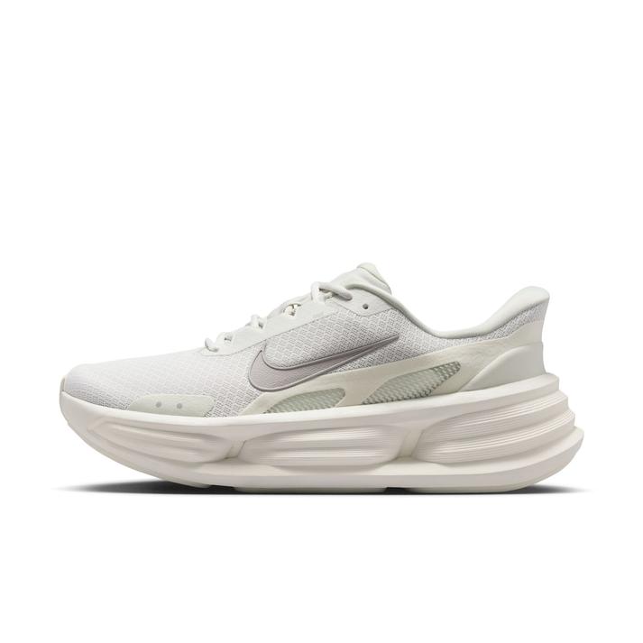 NIKE �R���t�H�[�g ���C�h �C�[�W�[�I�� *011PLTTNT/CLGG