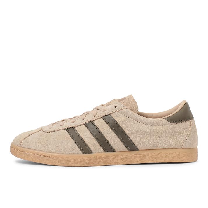 adidas �^�o�R MAGI/OLIV/GUM3