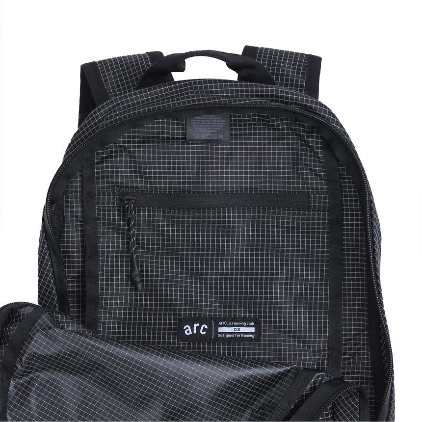 エーアールシー ARC UL Flat Backpck 6L｜OSHMAN