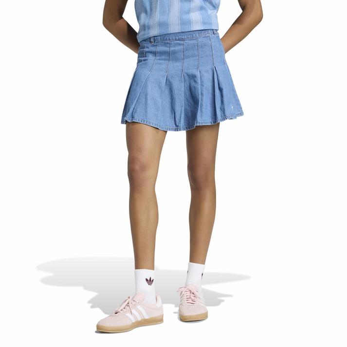 adidas �X�J�[�g INDIGODENIM