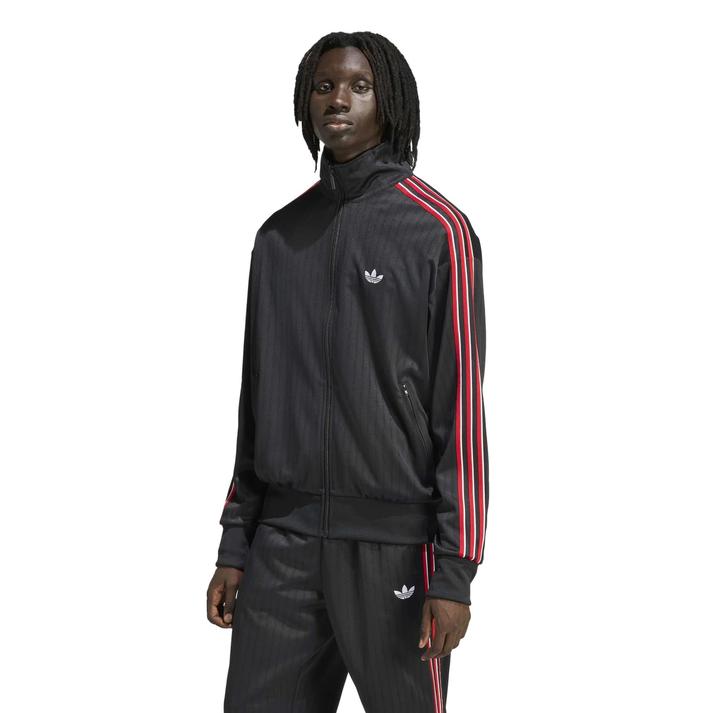adidas �A�E�^�[ BLACK