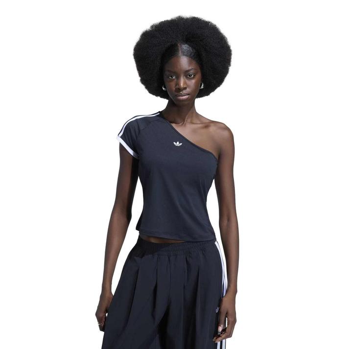 adidas �V���[�g�X���[�u BLACK