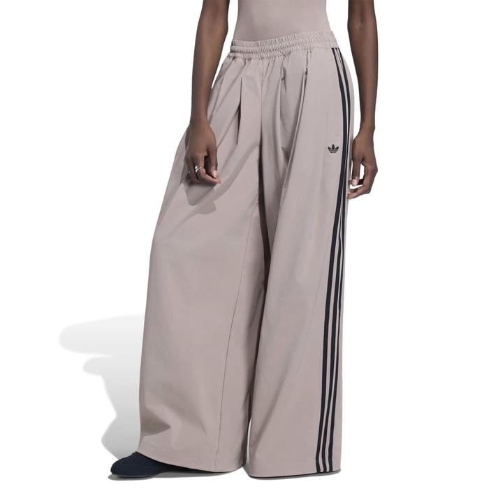 adidas �����O�p���c CHALKYBROWN