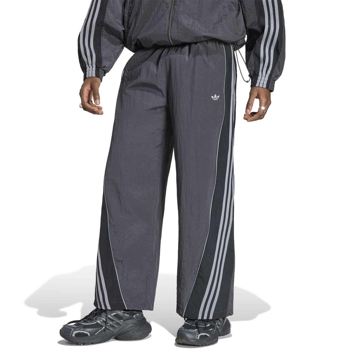 adidas ロングパンツ リアルツリー　PGRY/GRY3/WBEI adidas（アディダス） M CARGO WORKPANTS(ORIWORK) ロングパンツ
