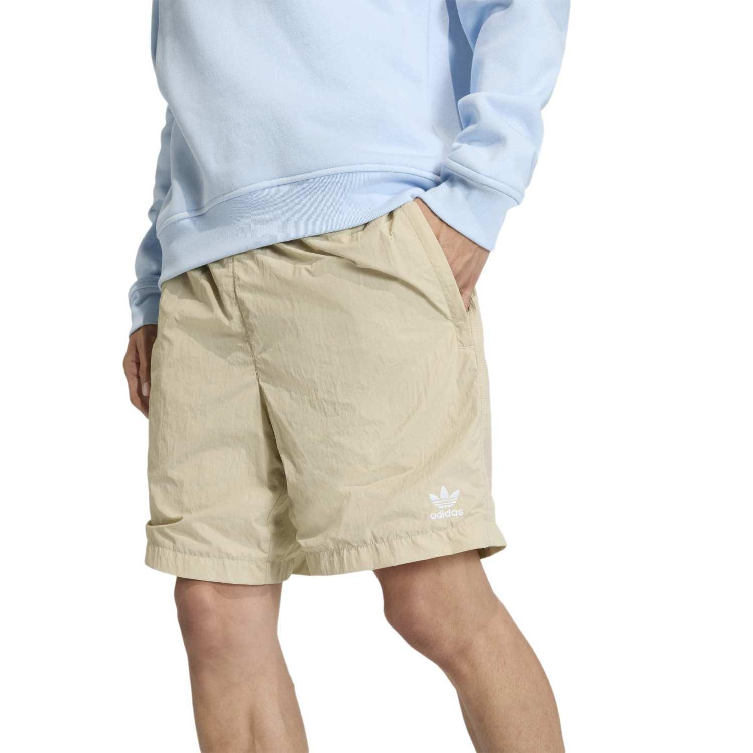 adidas】 アディダス M TRF ESSENTIALS WOVENSHORTS ショートパンツ