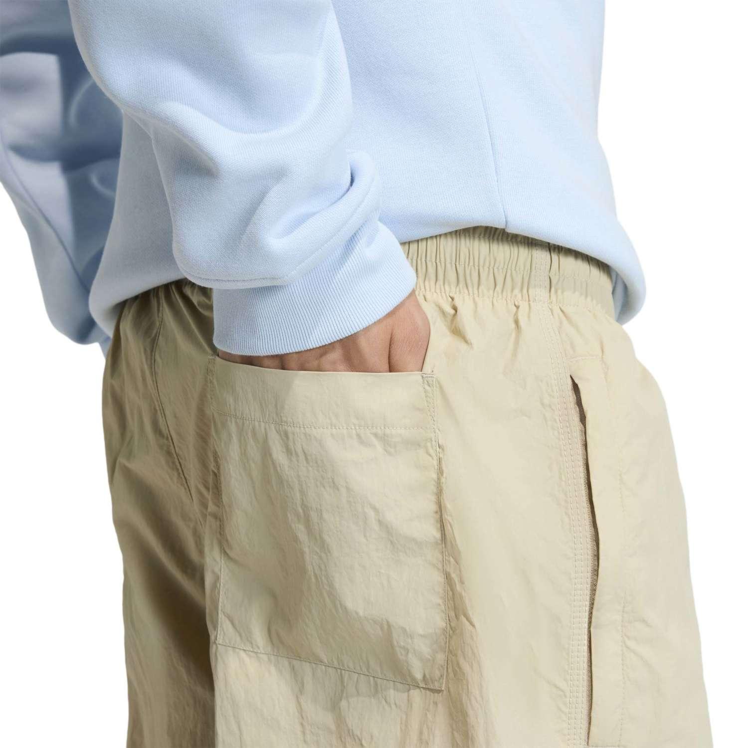 adidas】 アディダス M TRF ESSENTIALS WOVENSHORTS ショートパンツ
