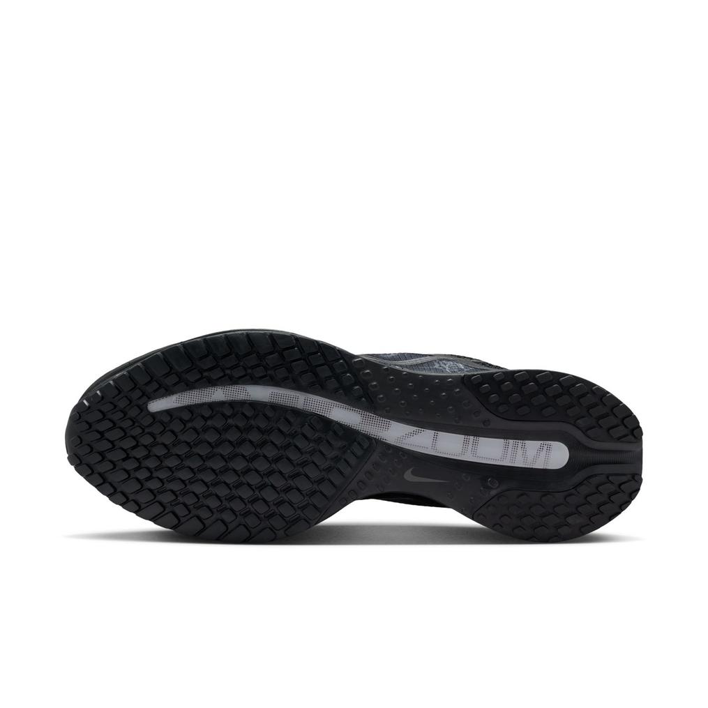  NIKE NIKE Pegasus Premium CM画像6