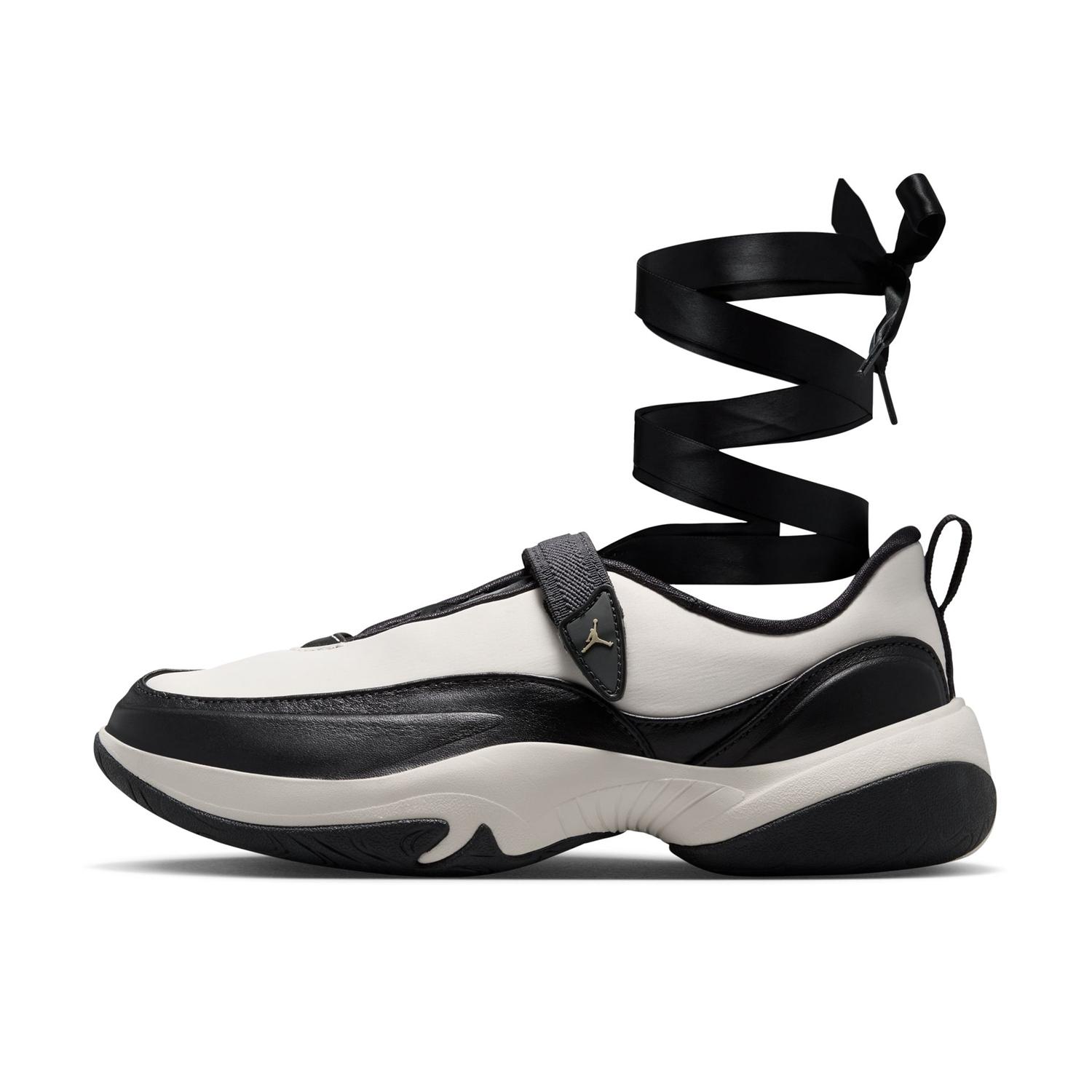  JORDAN BRAND W JORDAN POINTE画像1