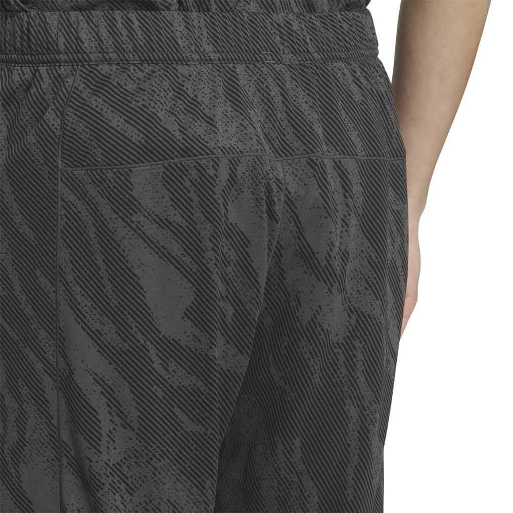  adidas ADIDAS Tech Essential Cool Touch Camo AOP 9in Short画像2