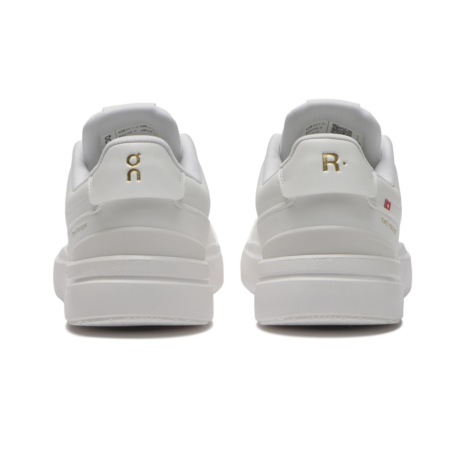  On W THE ROGER Centre Court画像4