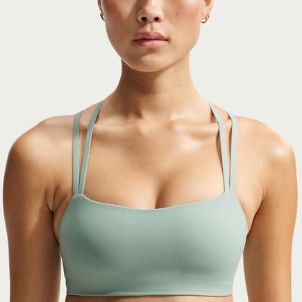 NIKE ゼンビーストラッピーライトサポートパッディドブラ