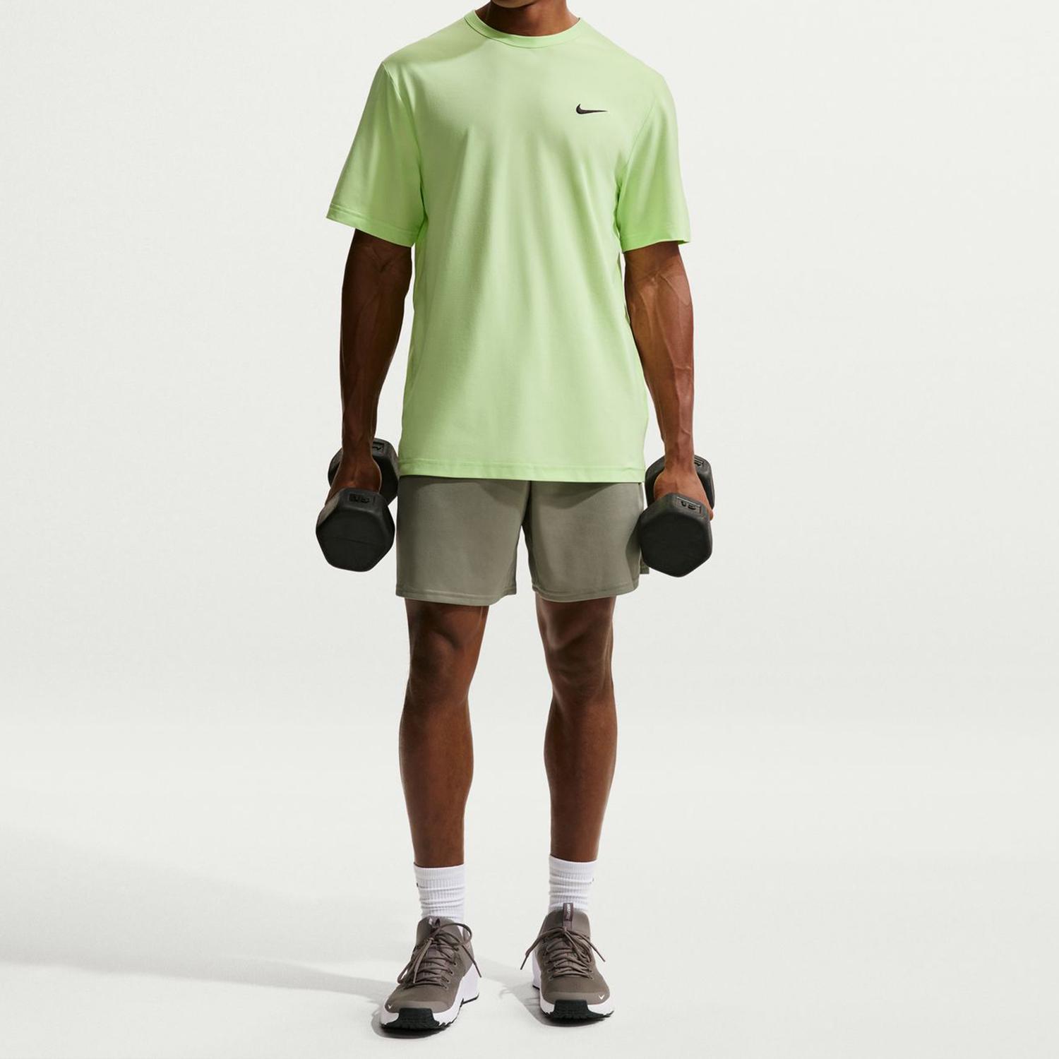 NIKE NIKE Hyverse Dri-FIT GFX S/S Top｜OSHMAN'S ONLINE 公式通販