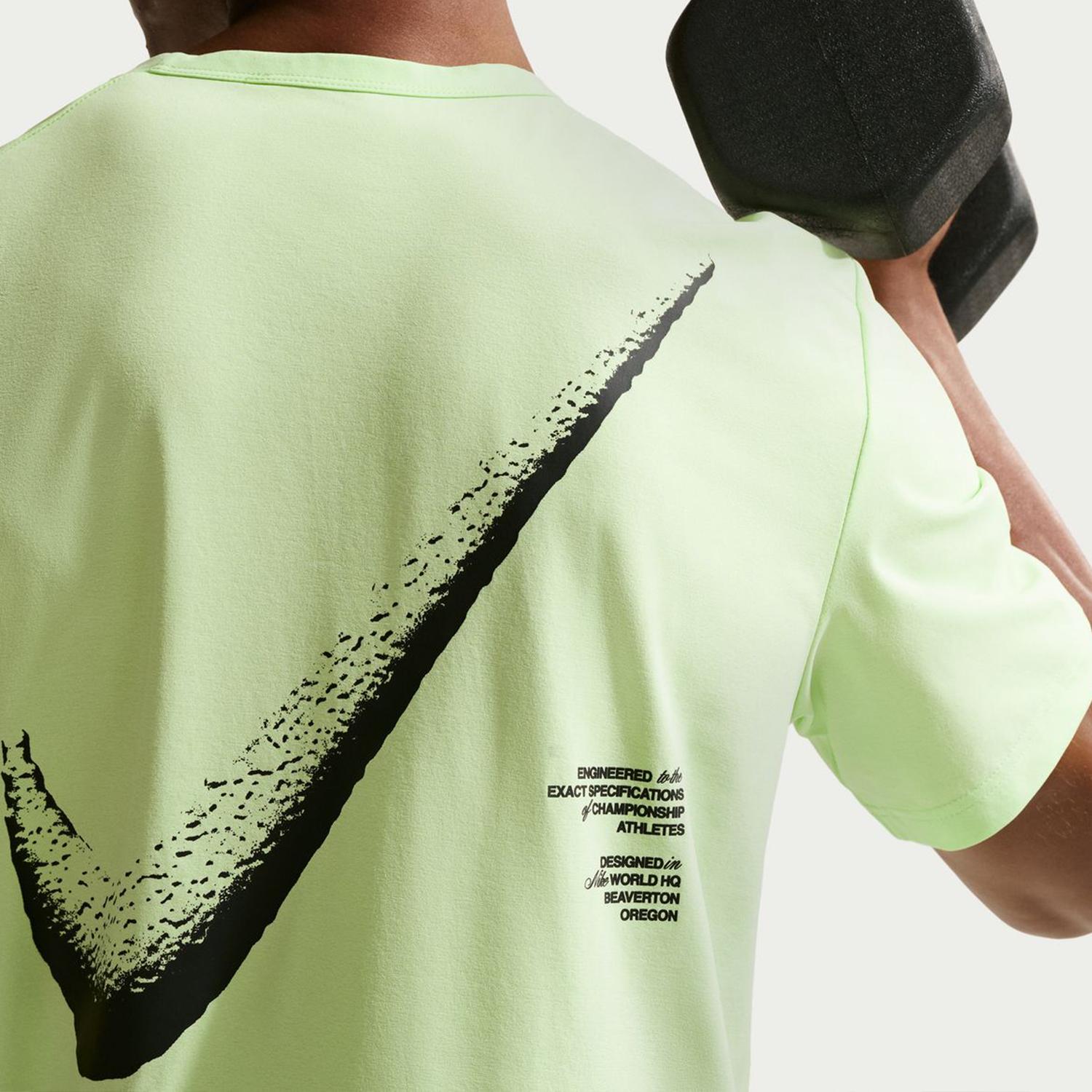 NIKE NIKE Hyverse Dri-FIT GFX S/S Top｜OSHMAN'S ONLINE 公式通販