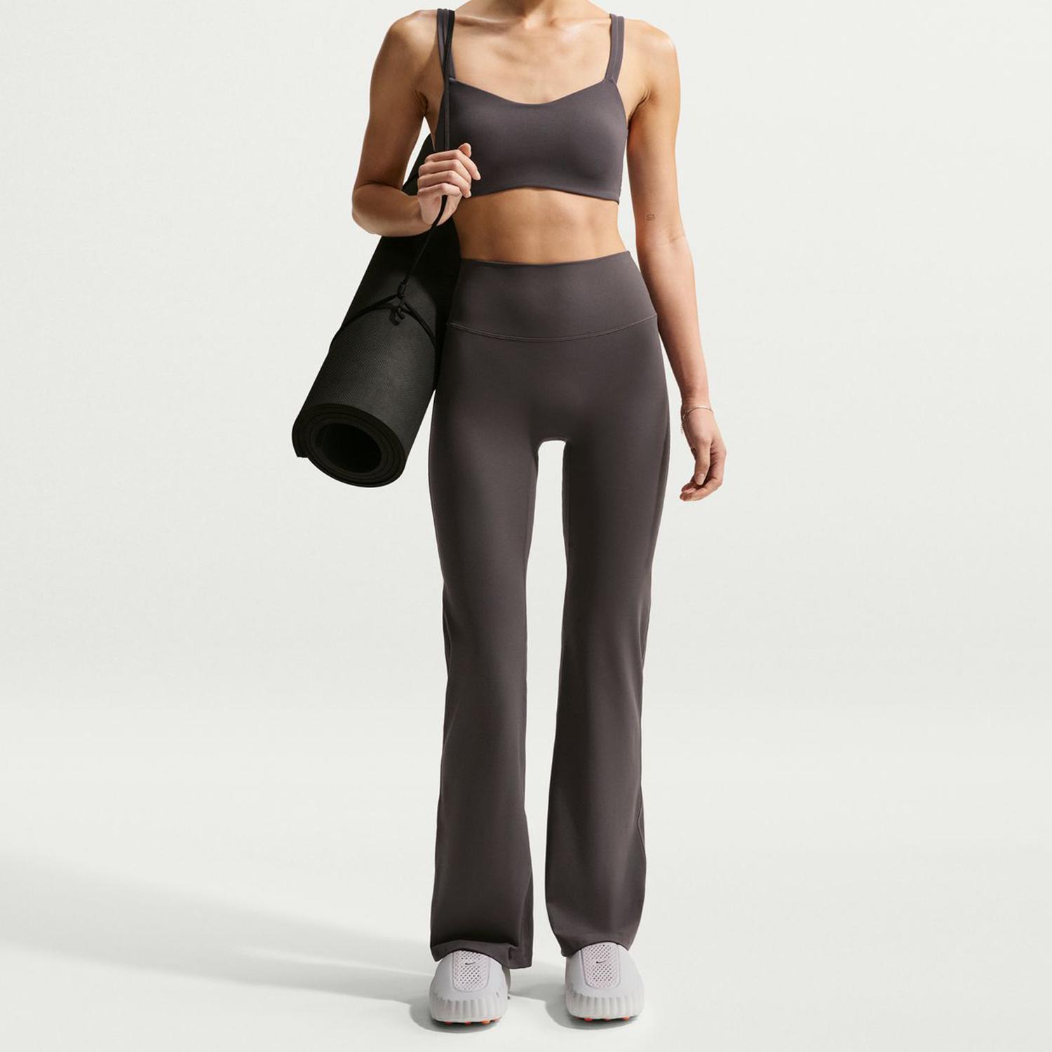 NIKE NIKE Zenvy Highwaist Flare Leggings｜OSHMAN'S ONLINE 公式通販