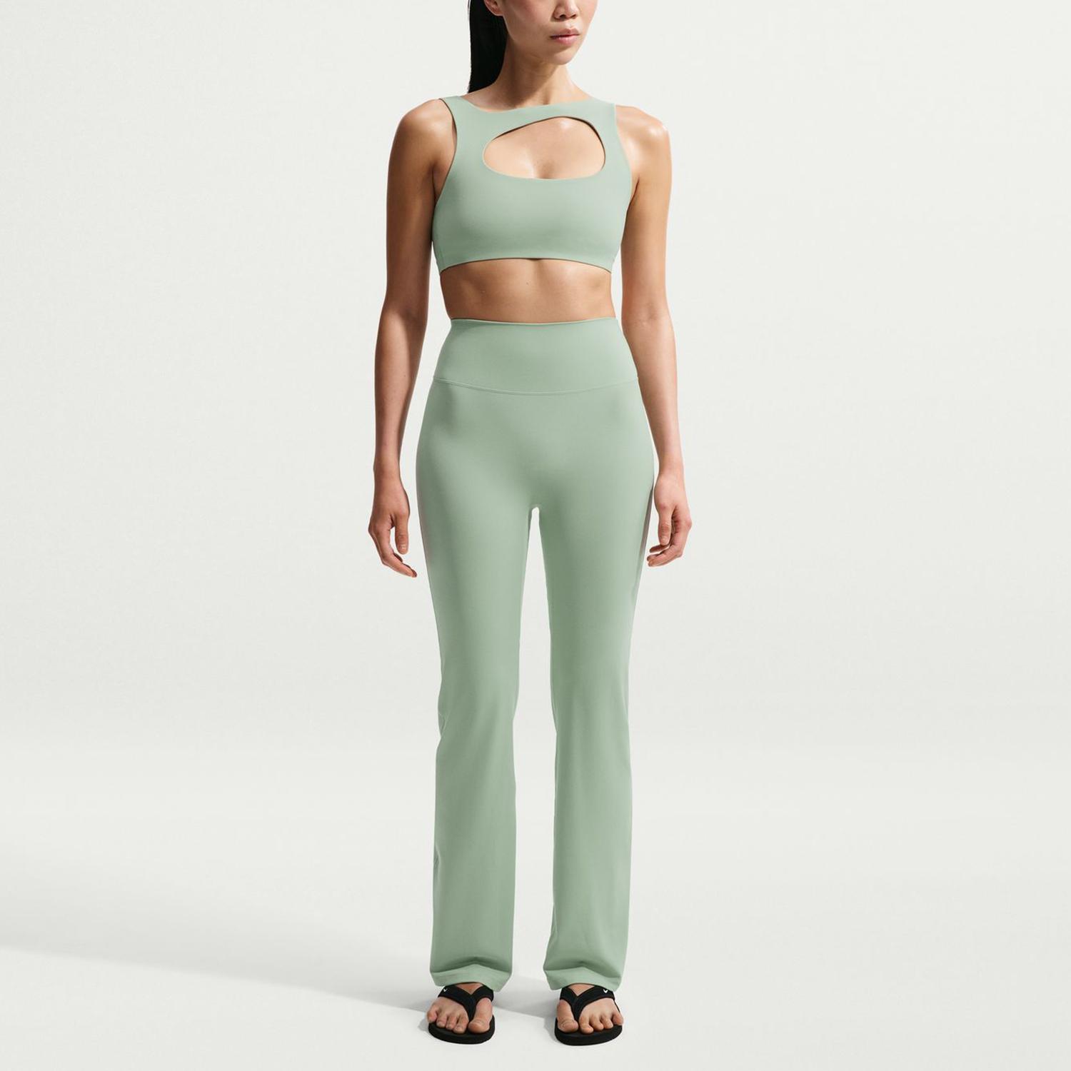 NIKE NIKE Zenvy Highwaist Flare Leggings｜OSHMAN'S ONLINE 公式通販