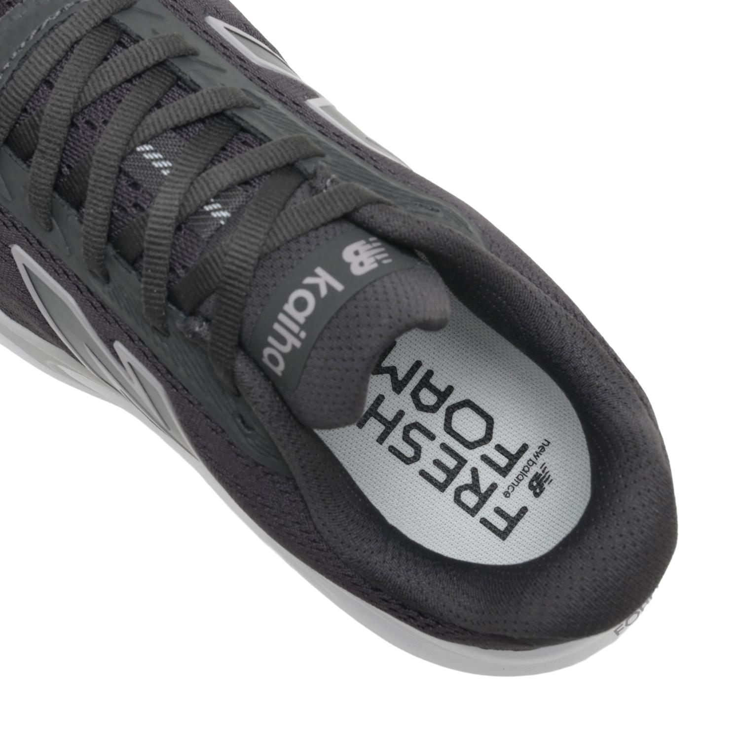 WCCF 全バージョン白黒3000枚位 バラ売り可 NEW BALANCE】 ニューバランス W KAIR 4LY(D) フレッシュフォーム