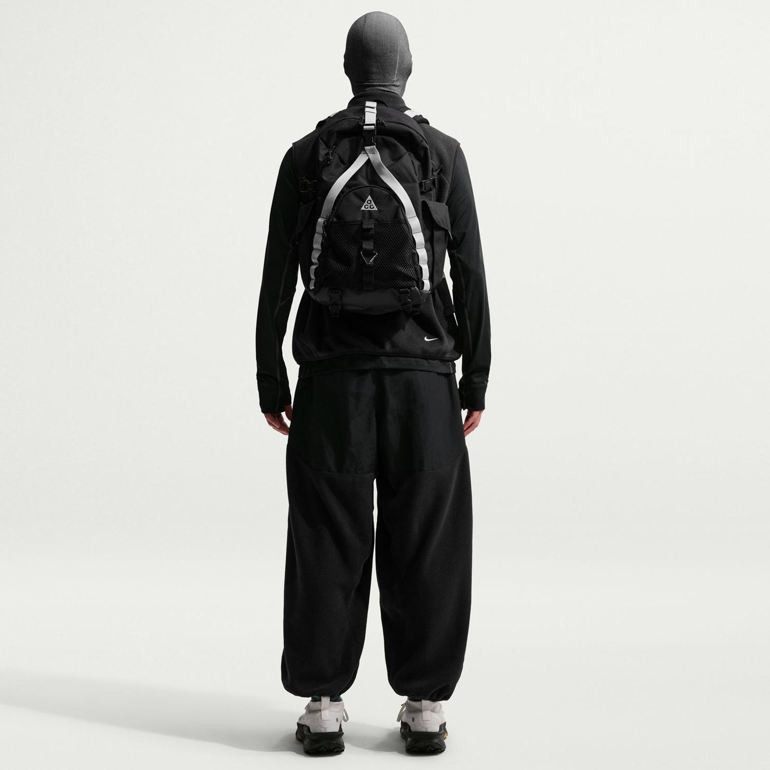 NIKE NIKE ACG Wolf Tree Plus Fleece Pants｜OSHMAN'S ONLINE 公式通販