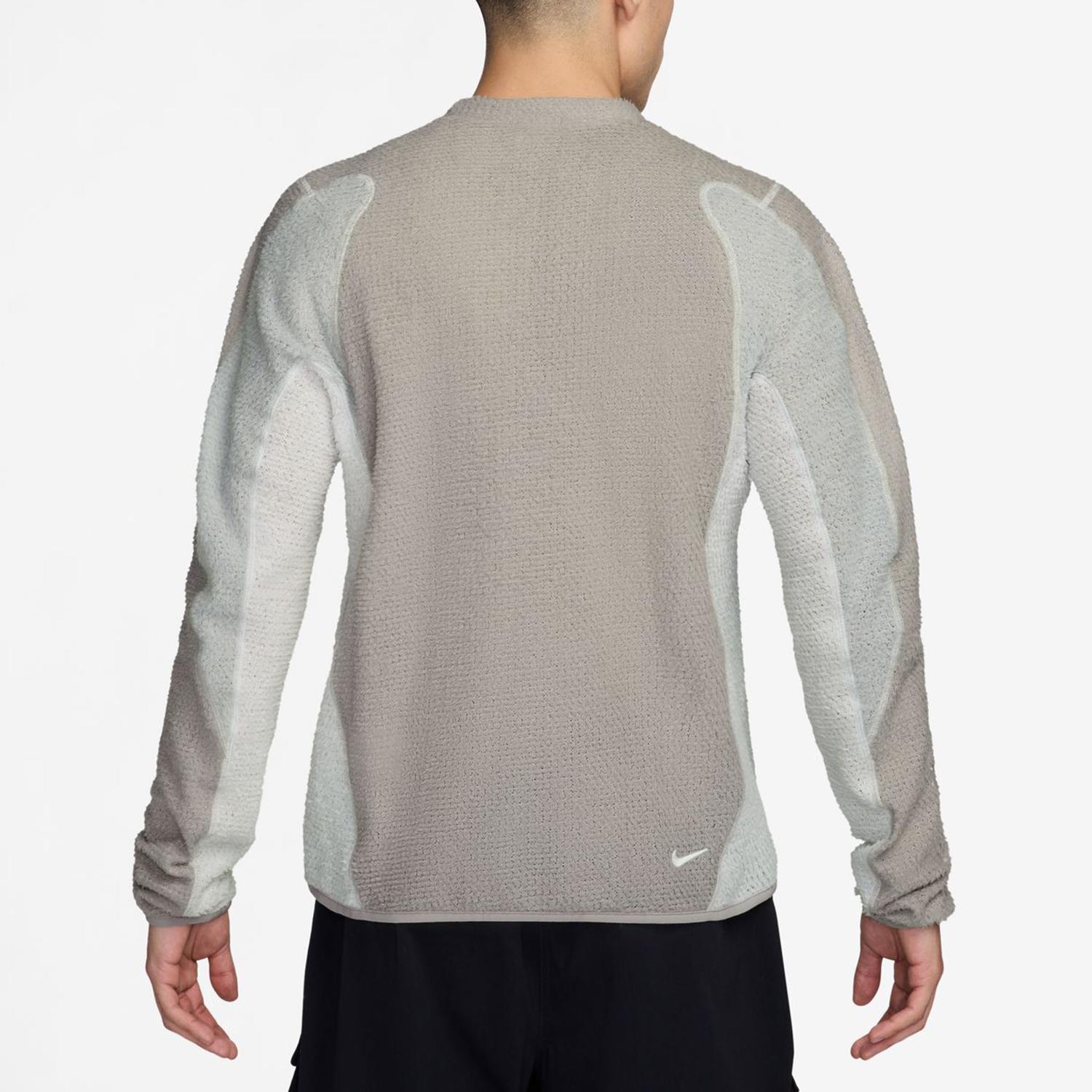 NIKE NIKE ACG Wolf Lichen Crew｜OSHMAN'S ONLINE 公式通販