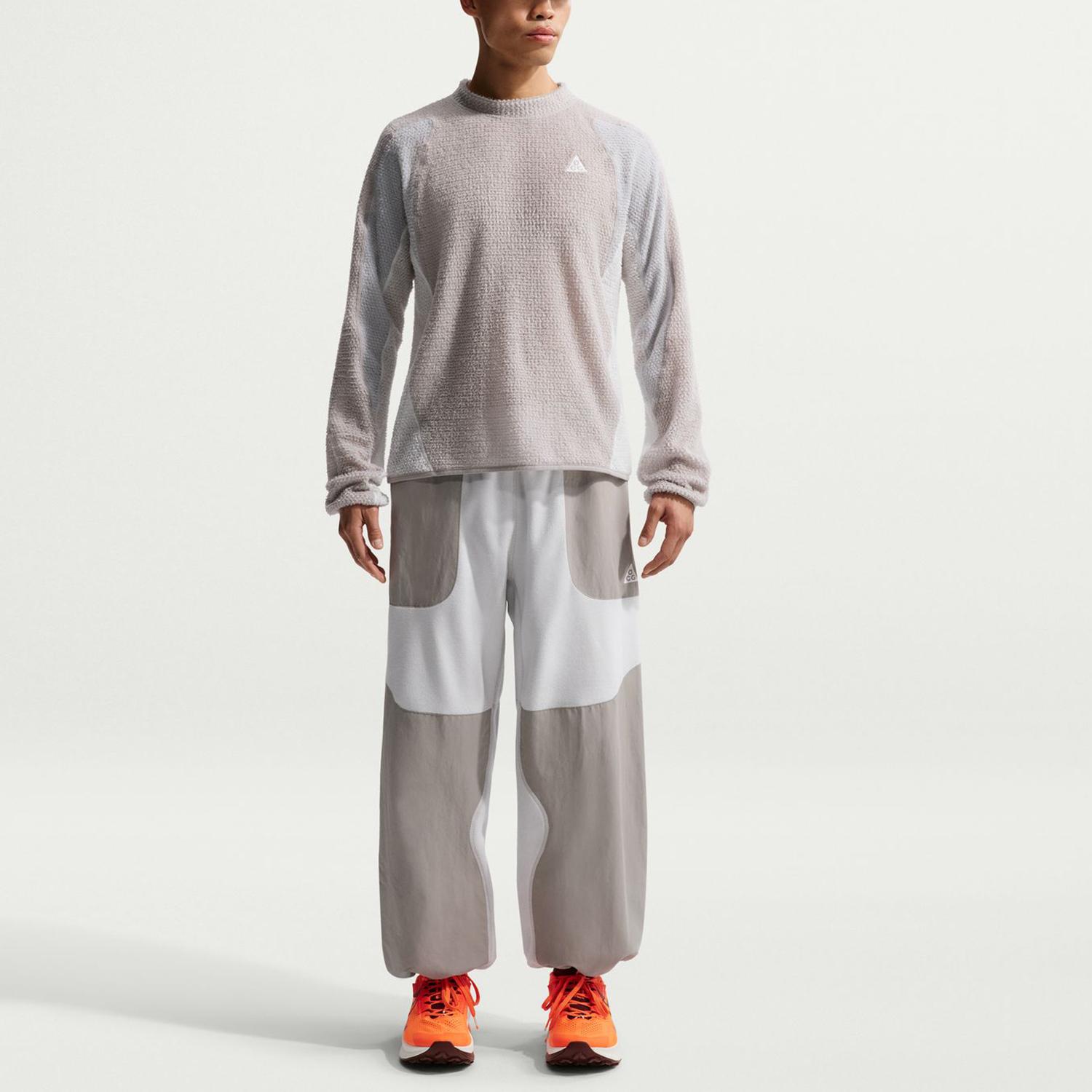 NIKE NIKE ACG Wolf Lichen Crew｜OSHMAN'S ONLINE 公式通販