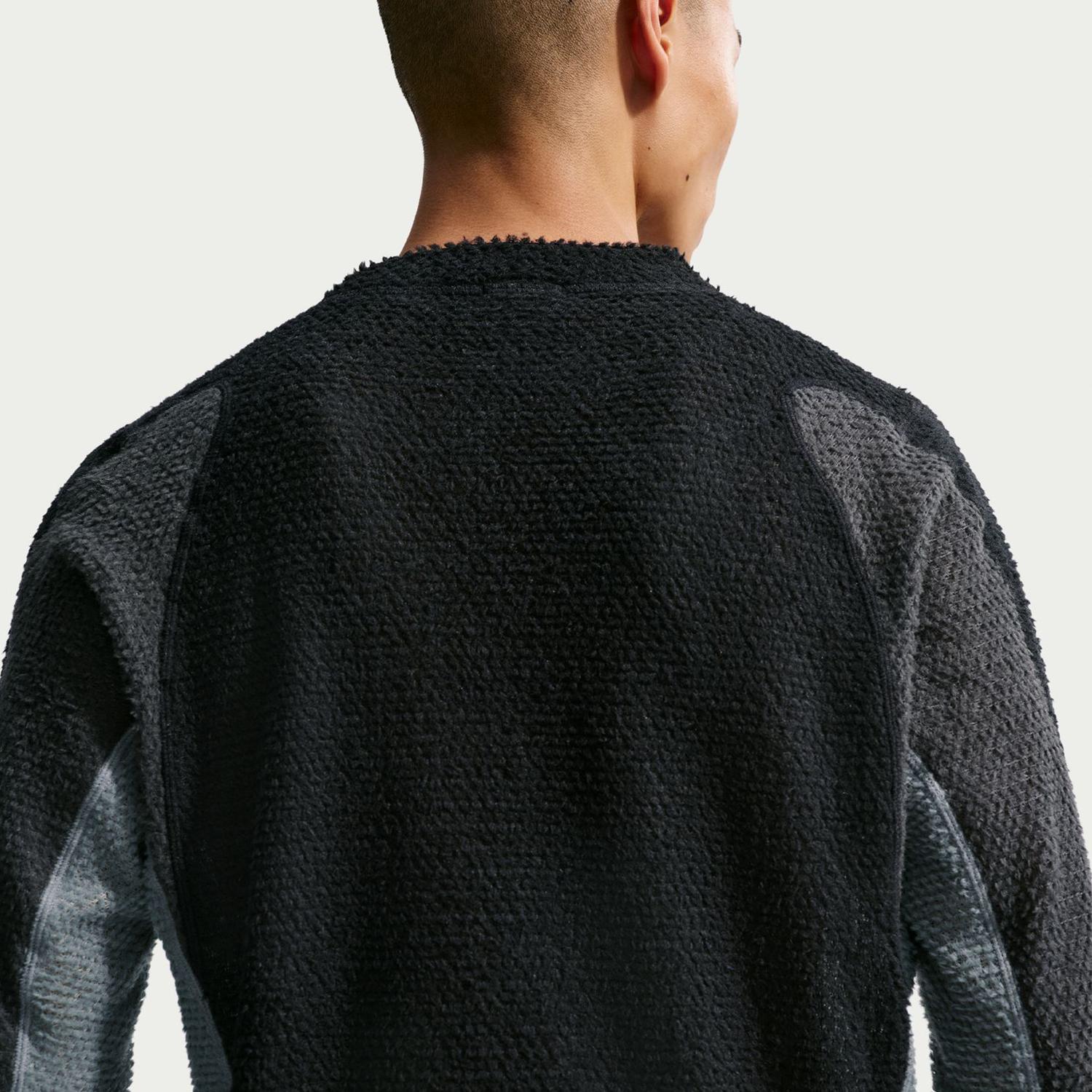 NIKE NIKE ACG Wolf Lichen Crew｜OSHMAN'S ONLINE 公式通販