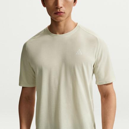 NIKE ACG ソーラーチェイス Dri-FIT ADV トップス