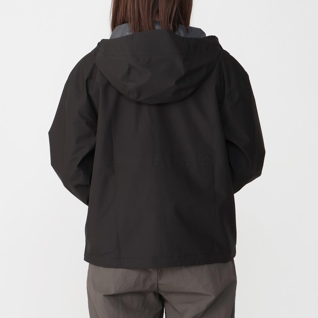 モデル：161cm / 着用サイズ：XS patagonia PATAGONIA W's Mesa Lane Rain Jacket画像3