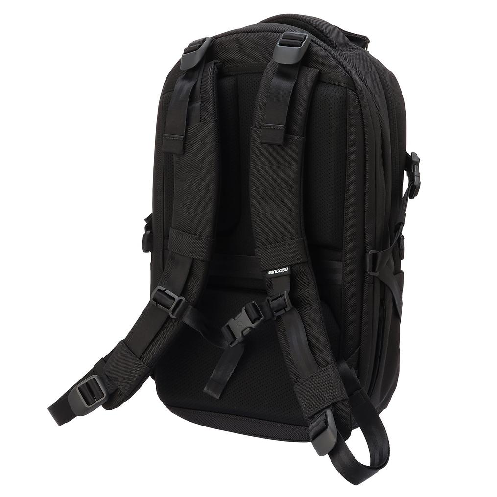  Incase INCASE Tracks Expandable Backpack画像3