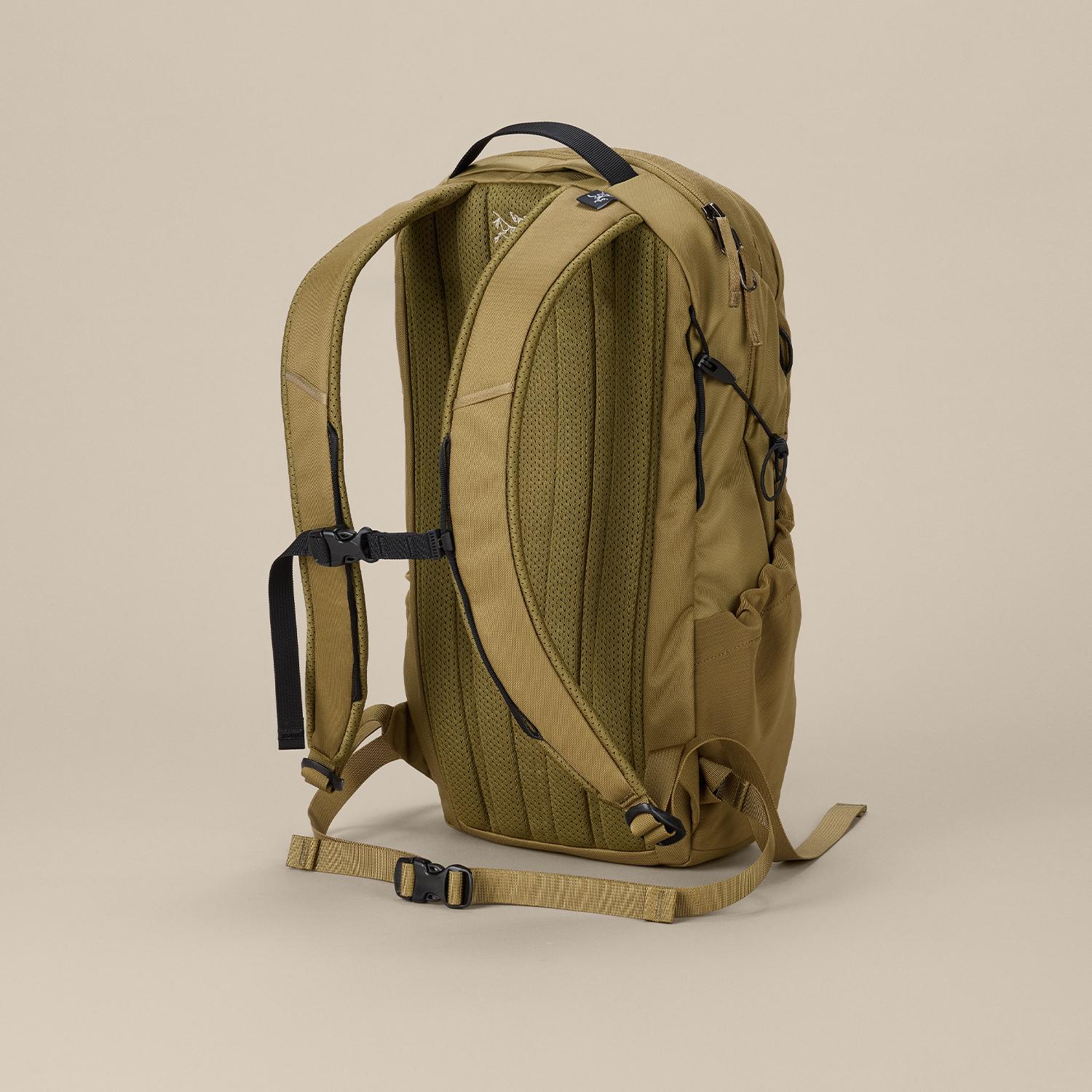 ARC'TERYX ARC'TERYX Mantis 16 Backpack｜OSHMAN'S ONLINE 公式通販
