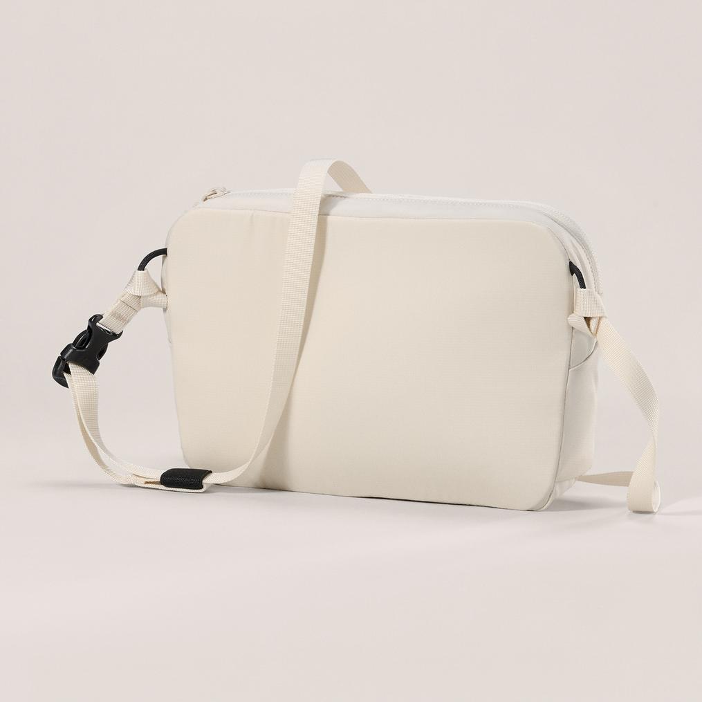  ARC’TERYX ARC’TERYX Heliad Crossbody画像2