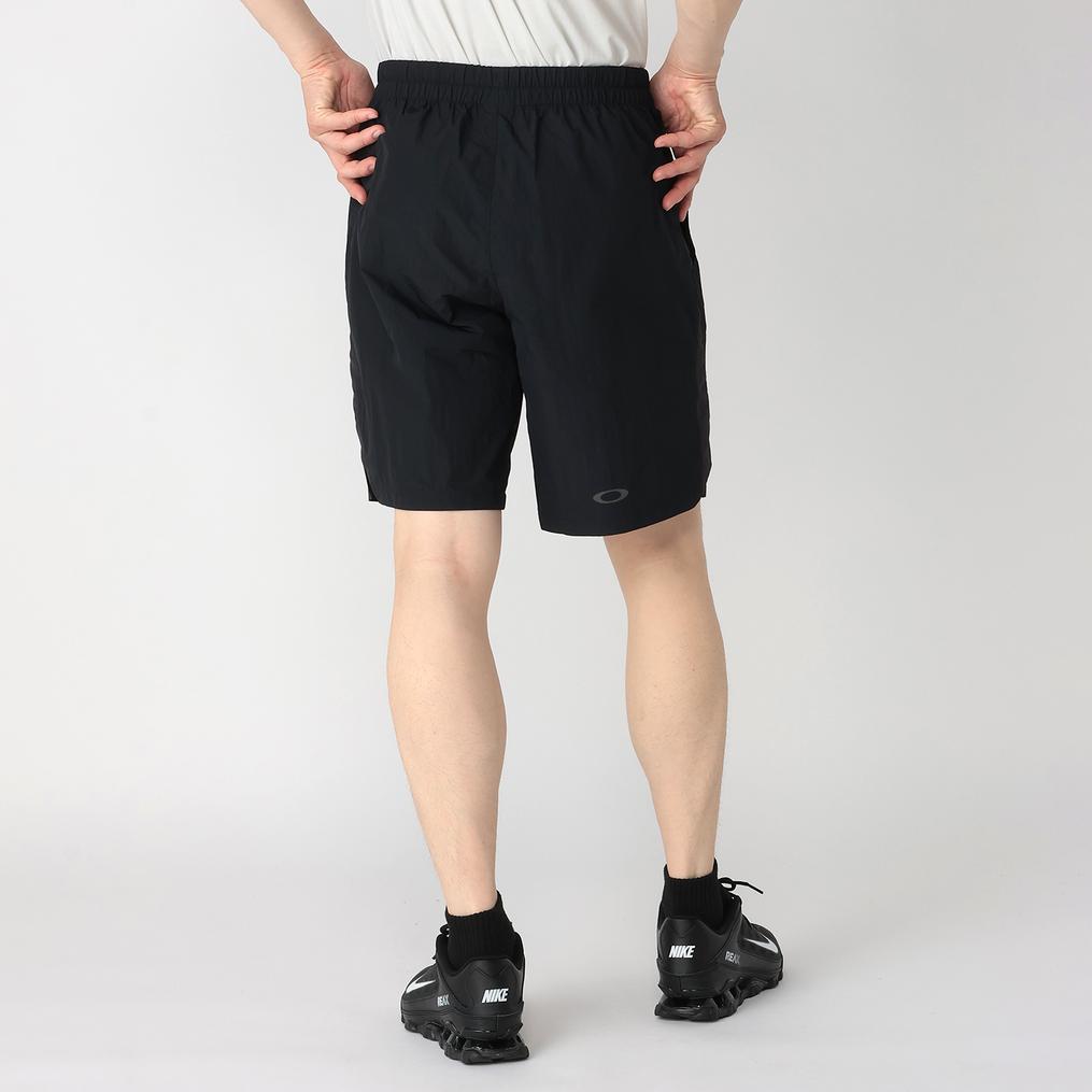 モデル：179㎝ / 着用サイズ：M OAKLEY OAKLEY O-Lasting Cool Perf Woven Short 4.0画像3