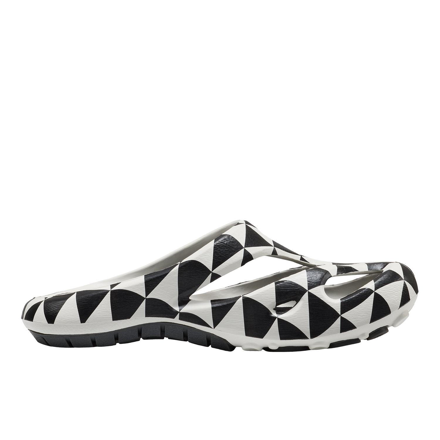 KEEN KEEN Shanti Arts U｜OSHMAN'S ONLINE 公式通販